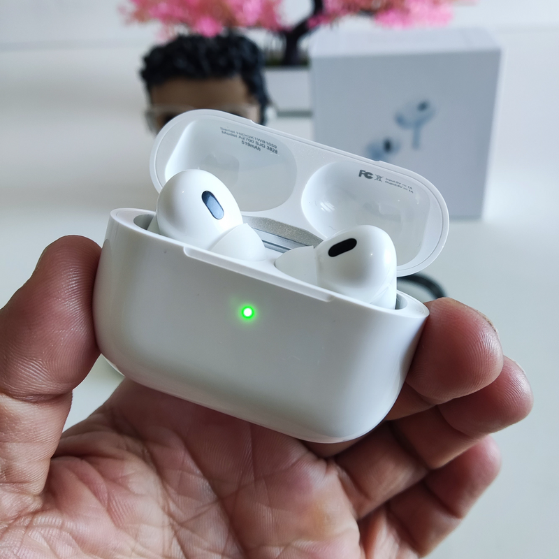 Fone Pro 2 6ª Geração USB-C AAA Premium Som Espacial Wireless Charger